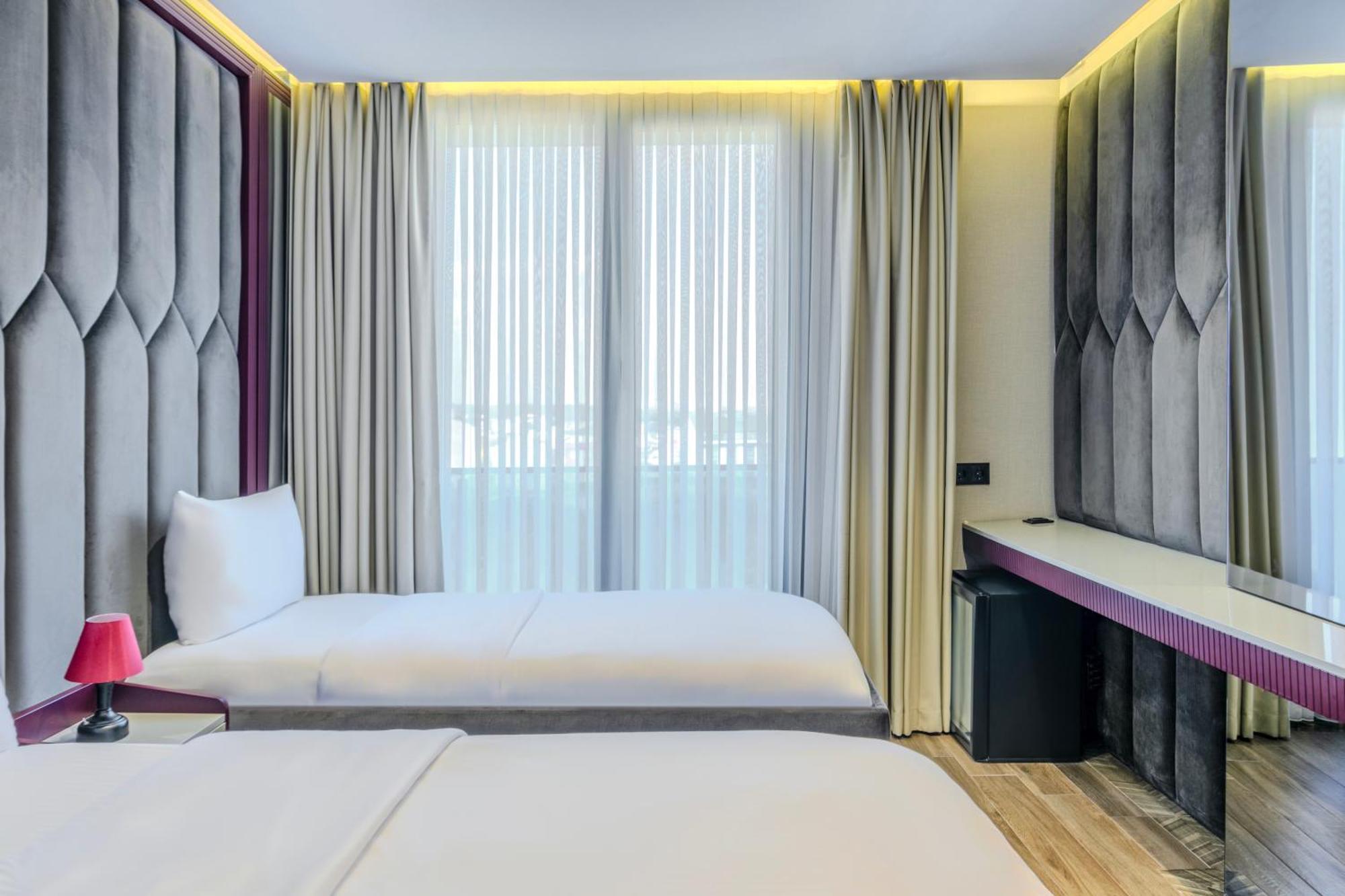 Heaven Premium Hotel Restaurant & Airport Shuttle Arnavutkoy المظهر الخارجي الصورة