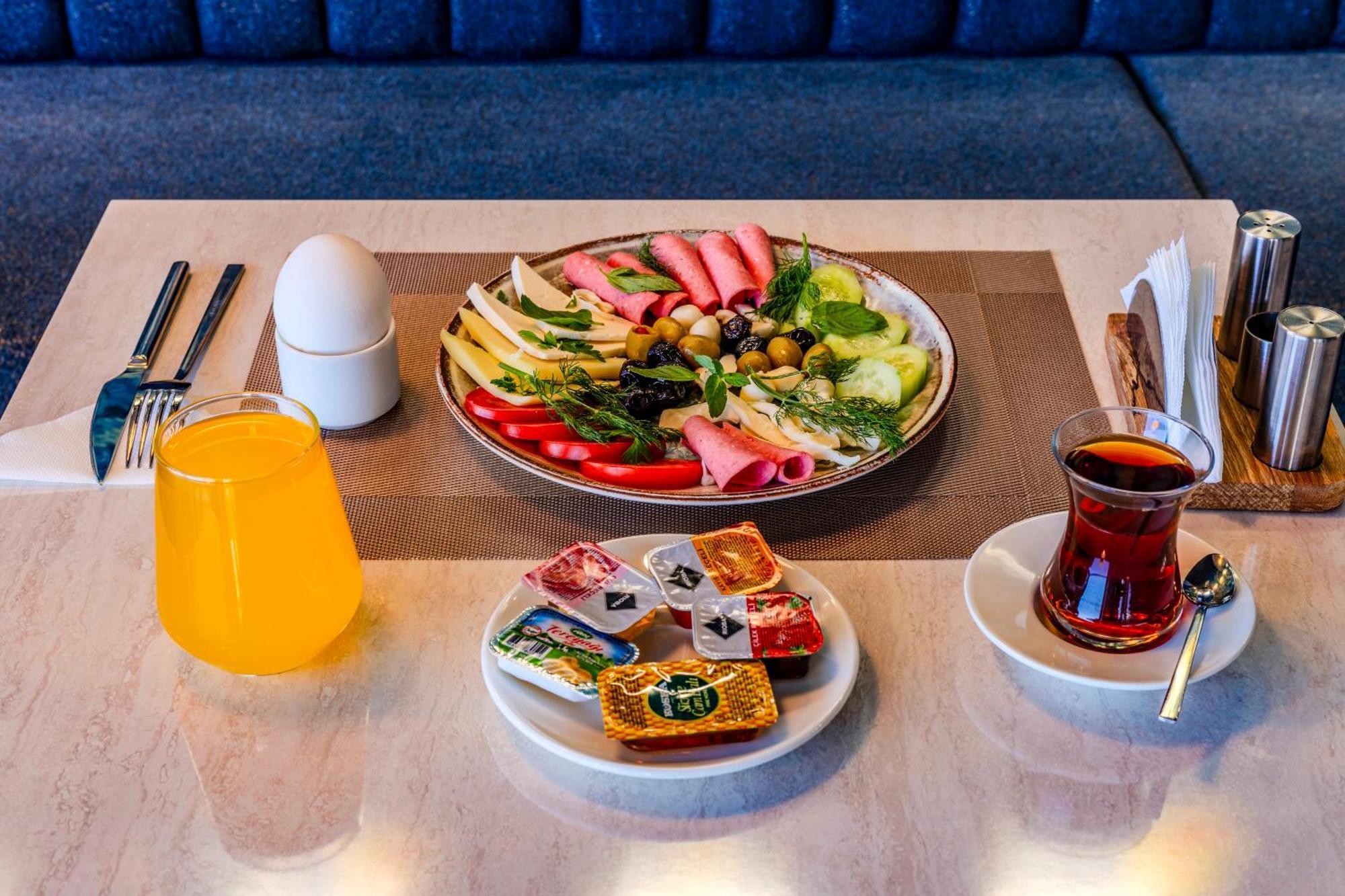 Heaven Premium Hotel Restaurant & Airport Shuttle Arnavutkoy المظهر الخارجي الصورة