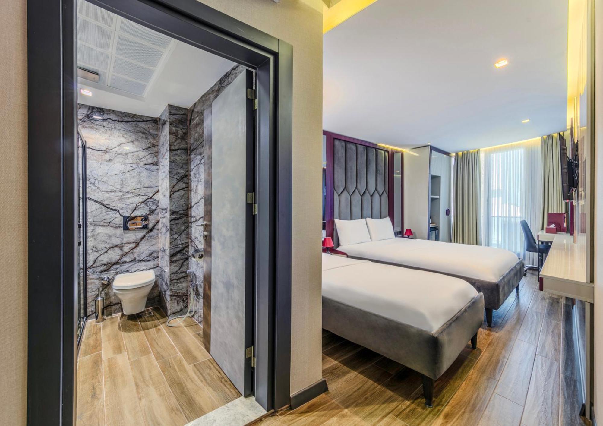 Heaven Premium Hotel Restaurant & Airport Shuttle Arnavutkoy المظهر الخارجي الصورة